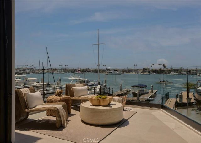 809 Via Lido Soud, Newport Beach, CA 92663