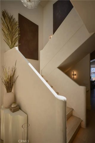 809 Via Lido Soud, Newport Beach, CA 92663