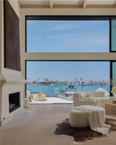 809 Via Lido Soud, Newport Beach, CA 92663