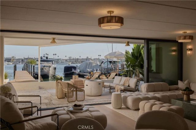 809 Via Lido Soud, Newport Beach, CA 92663