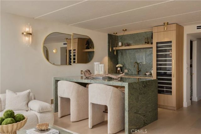 809 Via Lido Soud, Newport Beach, CA 92663