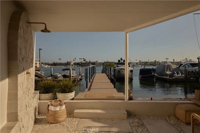 809 Via Lido Soud, Newport Beach, CA 92663