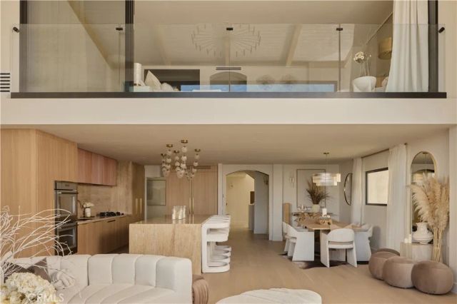 809 Via Lido Soud, Newport Beach, CA 92663