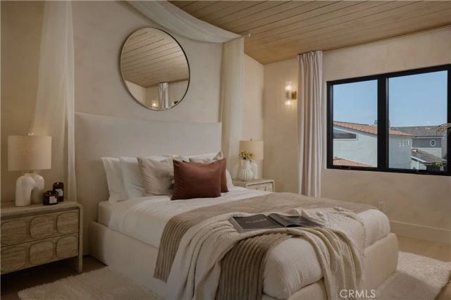 809 Via Lido Soud, Newport Beach, CA 92663