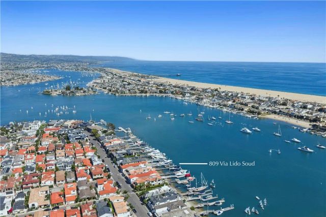 809 Via Lido Soud, Newport Beach, CA 92663