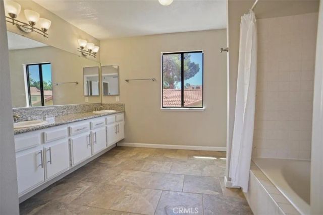 1311 Herzel, Lancaster, CA 93535