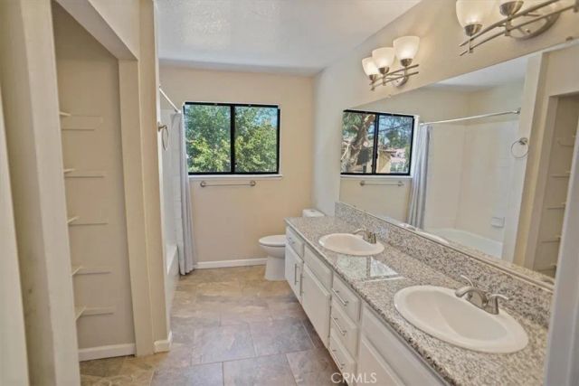 1311 Herzel, Lancaster, CA 93535