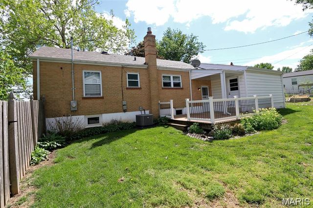 10501 Saint Michael Lane, St Ann, MO 63074
