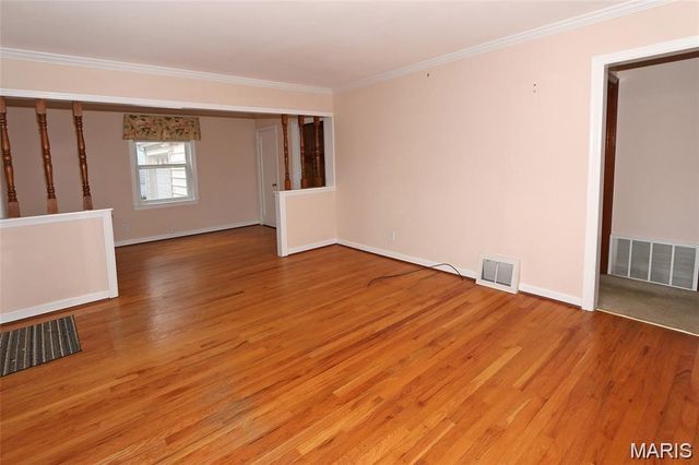 10501 Saint Michael Lane, St Ann, MO 63074