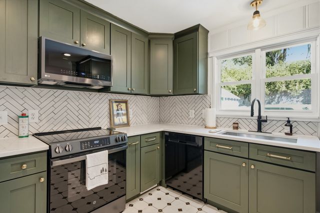 256 Blackman Rd, Nashville, TN 37211