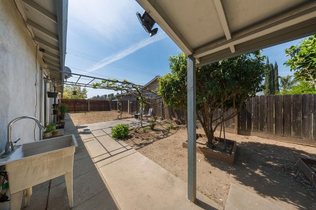 1391 S Orange St, Turlock, CA 95380