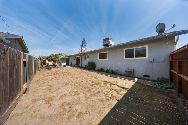 1391 S Orange St, Turlock, CA 95380