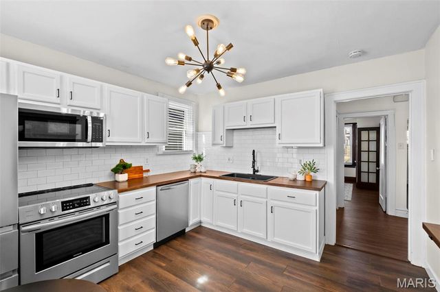 6228 Marquette Avenue, St Louis, MO 63139