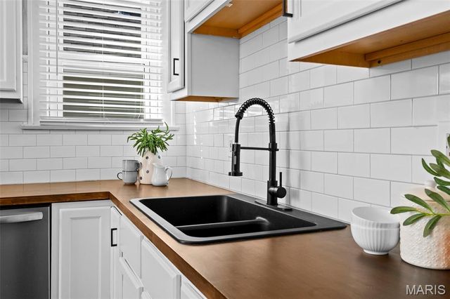 6228 Marquette Avenue, St Louis, MO 63139