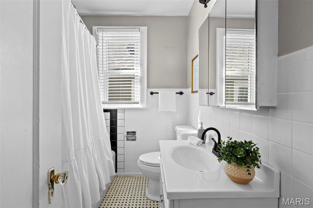 6228 Marquette Avenue, St Louis, MO 63139