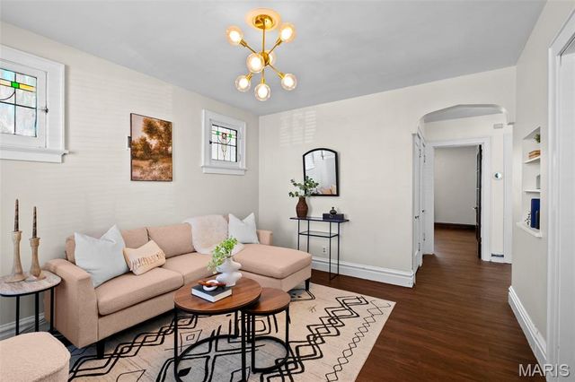 6228 Marquette Avenue, St Louis, MO 63139