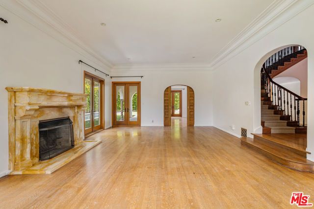 11159 La Maida Street, Los Angeles, CA 91601