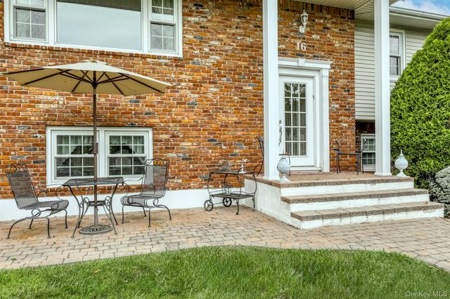 16 Ferndale Road, New City, NY 10956