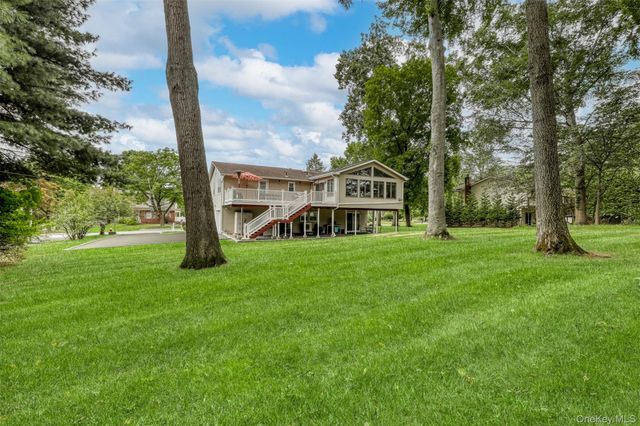 16 Ferndale Road, New City, NY 10956