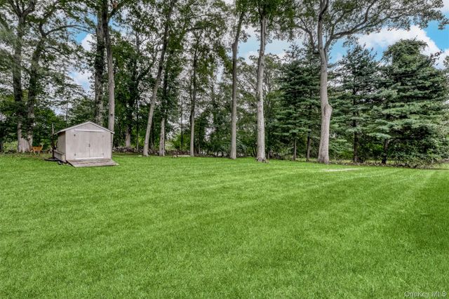 16 Ferndale Road, New City, NY 10956