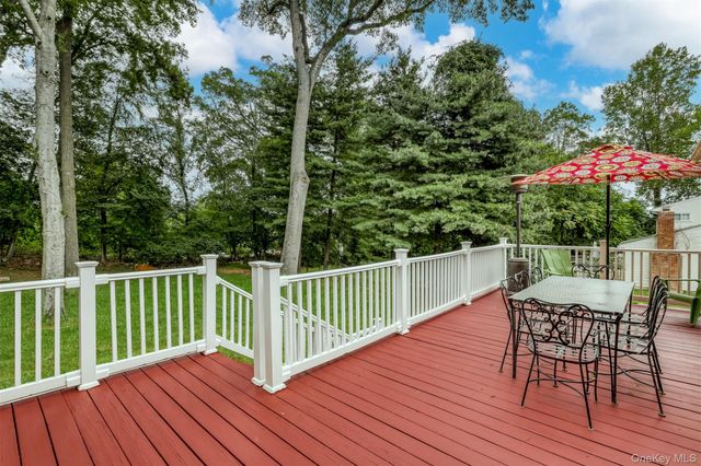 16 Ferndale Road, New City, NY 10956