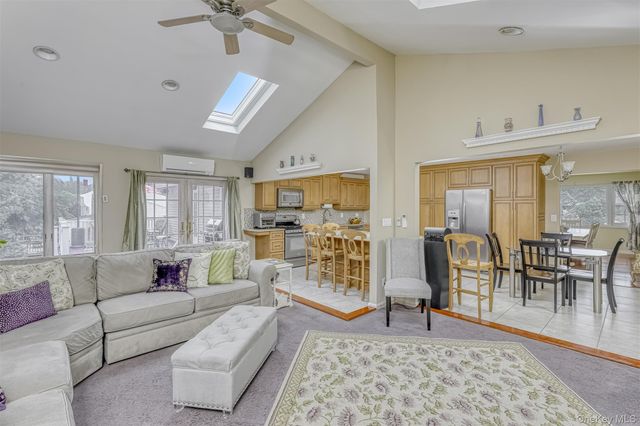 16 Ferndale Road, New City, NY 10956