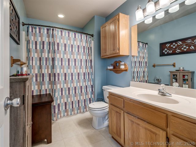 6108 S Waco Avenue, Tulsa, OK 74132