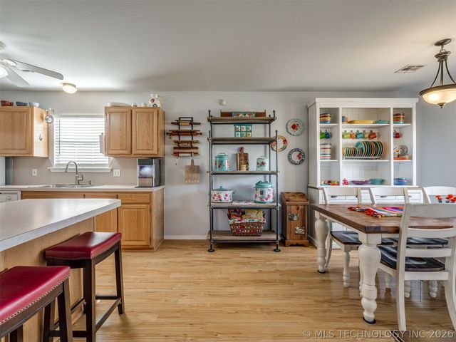 6108 S Waco Avenue, Tulsa, OK 74132