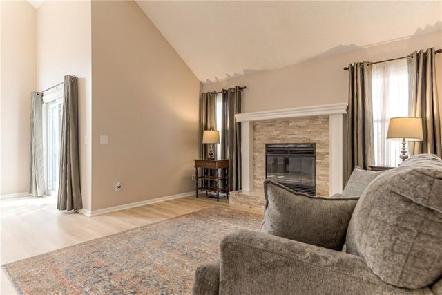 14826 W 124th Terrace, Olathe, KS 66062