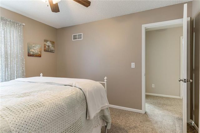 14826 W 124th Terrace, Olathe, KS 66062