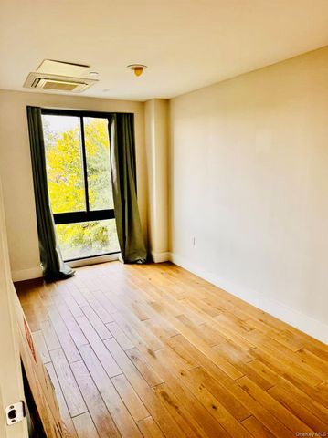 27-05 41st Avenue 5B, Long Island City, NY 11101