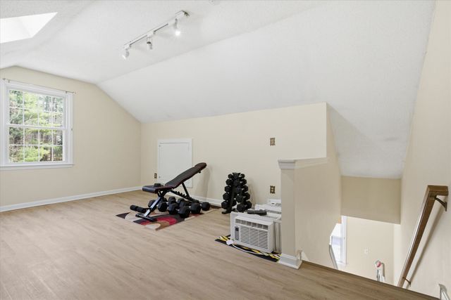 16 Kearns Drive, Merrimack, NH 03054