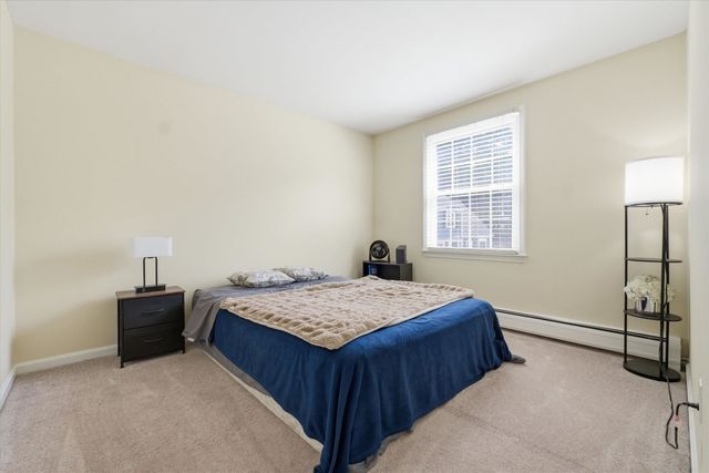 16 Kearns Drive, Merrimack, NH 03054
