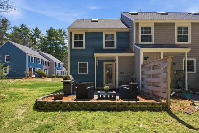 16 Kearns Drive, Merrimack, NH 03054
