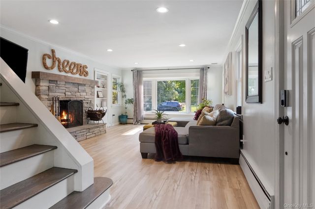 23 Wheeler Place W, West Nyack, NY 10994