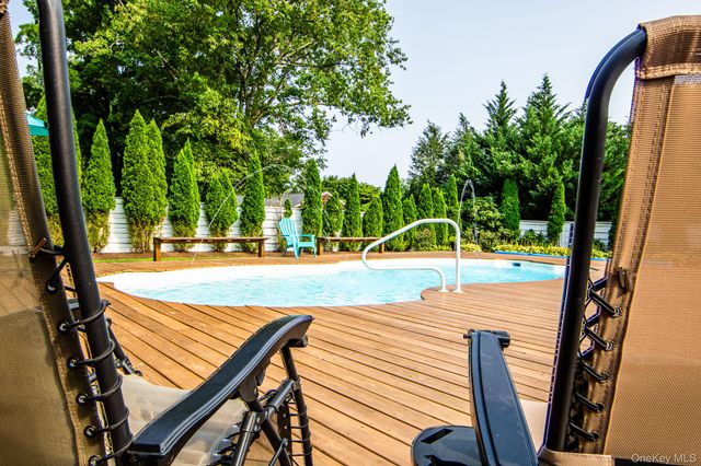 23 Wheeler Place W, West Nyack, NY 10994