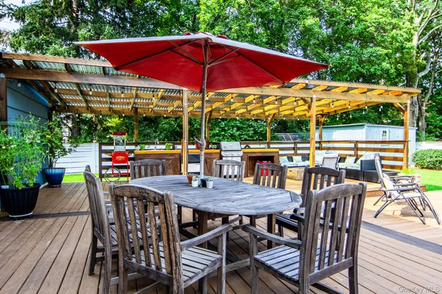 23 Wheeler Place W, West Nyack, NY 10994