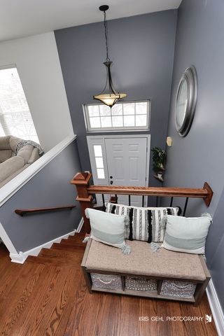 1493 Saint James Court, Gurnee, IL 60031