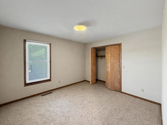 707 E Ash Street, Watseka, IL 60970