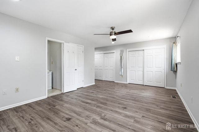 1 Lily Court, Edison, NJ 08820