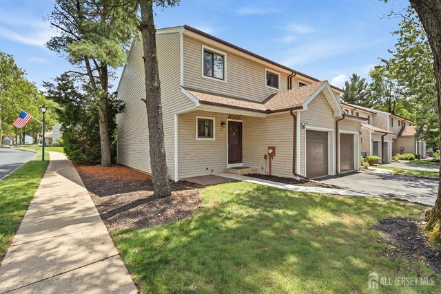 1 Lily Court, Edison, NJ 08820