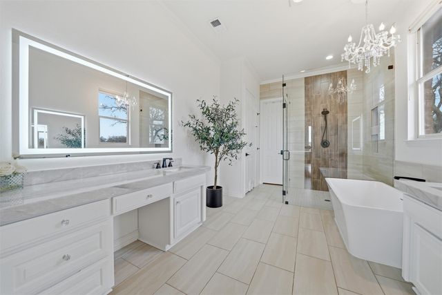 137 Silver Saddle Circle, Weatherford, TX 76087