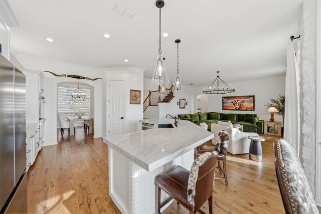 137 Silver Saddle Circle, Weatherford, TX 76087