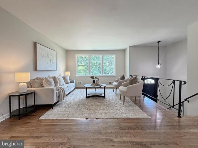 105 JENKINS DR, Indian Head, MD 20640