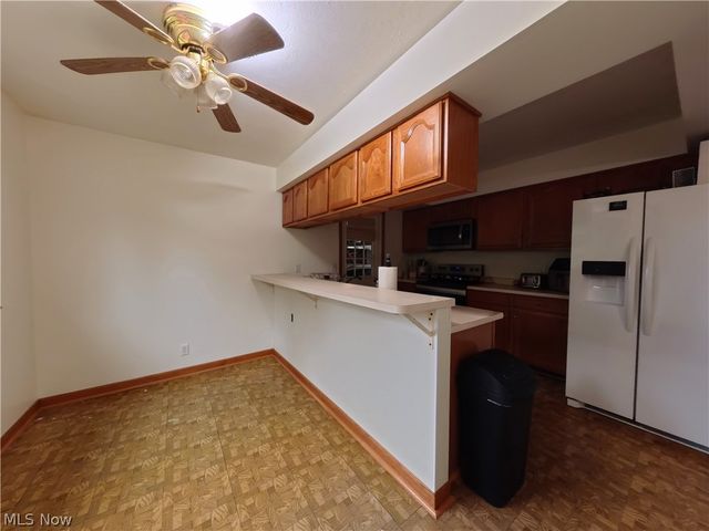 5216 Oakvale Street SW, Canton, OH 44706