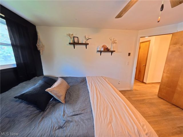 5216 Oakvale Street SW, Canton, OH 44706