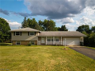 5216 Oakvale Street SW, Canton, OH 44706