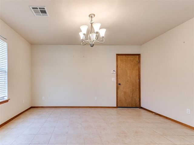 8233 Greer Way, Oklahoma City, OK 73132