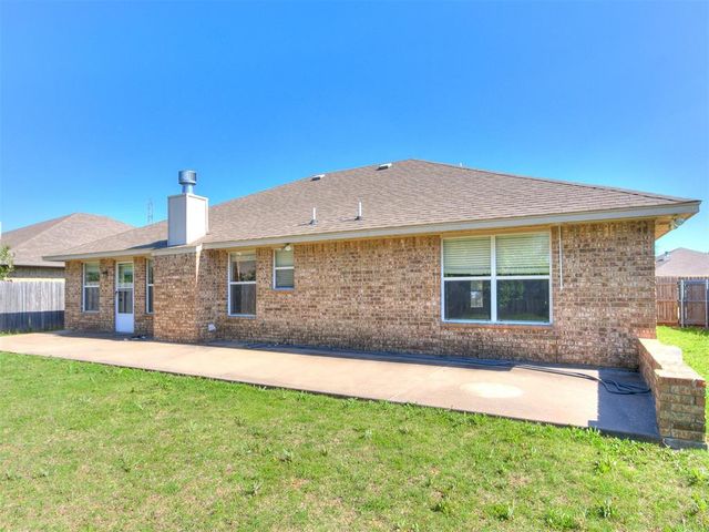 8233 Greer Way, Oklahoma City, OK 73132