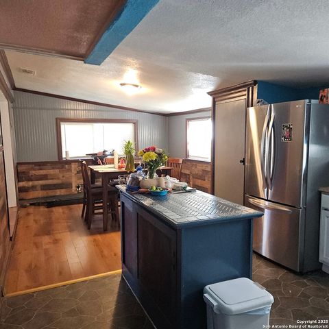 2006 Virginia, San Antonio, TX 78203